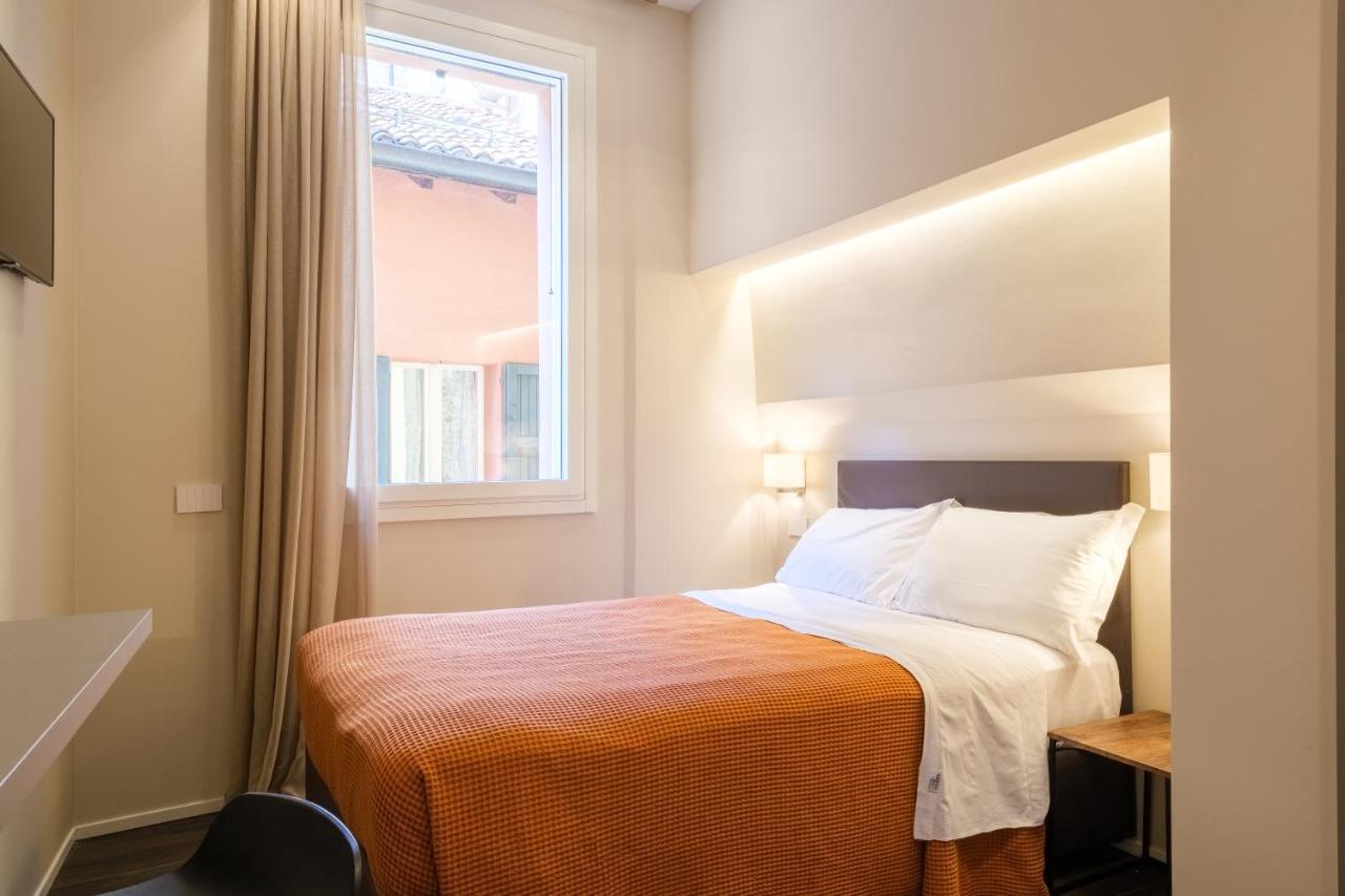 Golden Suite By Studio Vita Bologna Eksteriør billede